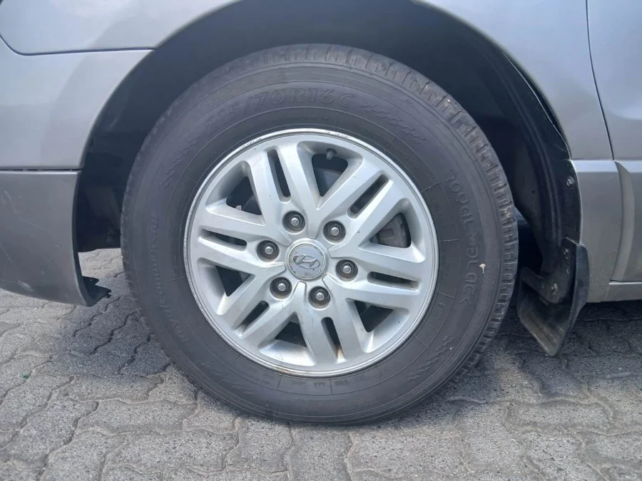 Used 2016 Hyundai H-1 2.5VGTi bus GLS - Carbase Auto