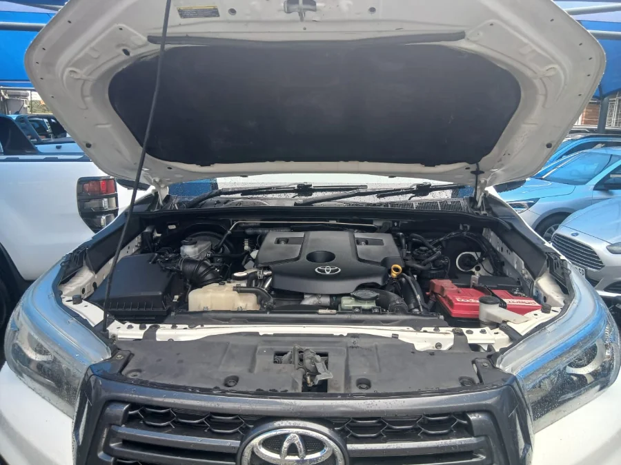 Used 2020 Toyota Hilux 2.4GD-6 4x4 SRX - Tafeek Cars