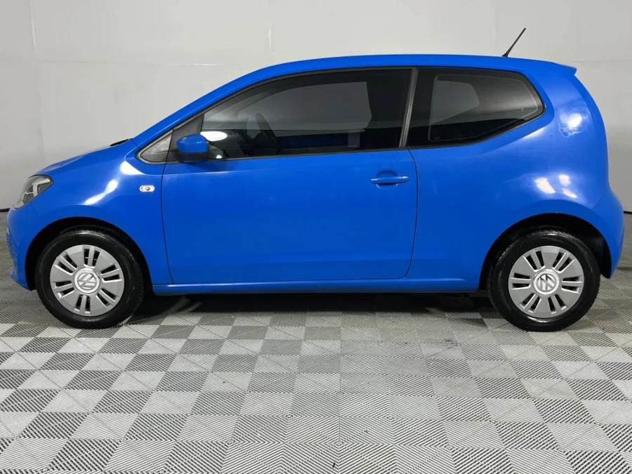 Used 2015 Volkswagen up! club up! 3-door 1.0 - WeBuyCars Silverlakes Used 2015 Volkswagen up! club up! 3-door 1.0 - WeBuyCars Silverlakes