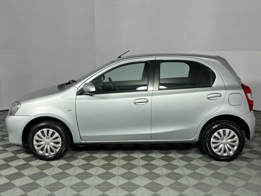 Used 2020 Toyota Etios hatch 1.5 Xi - WeBuyCars Rustenburg