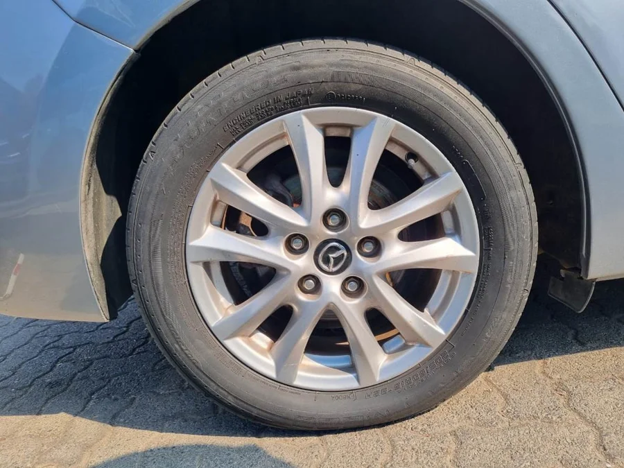 Used 2015 Mazda Mazda3 sedan 1.6 Dynamic auto - Carbase Auto