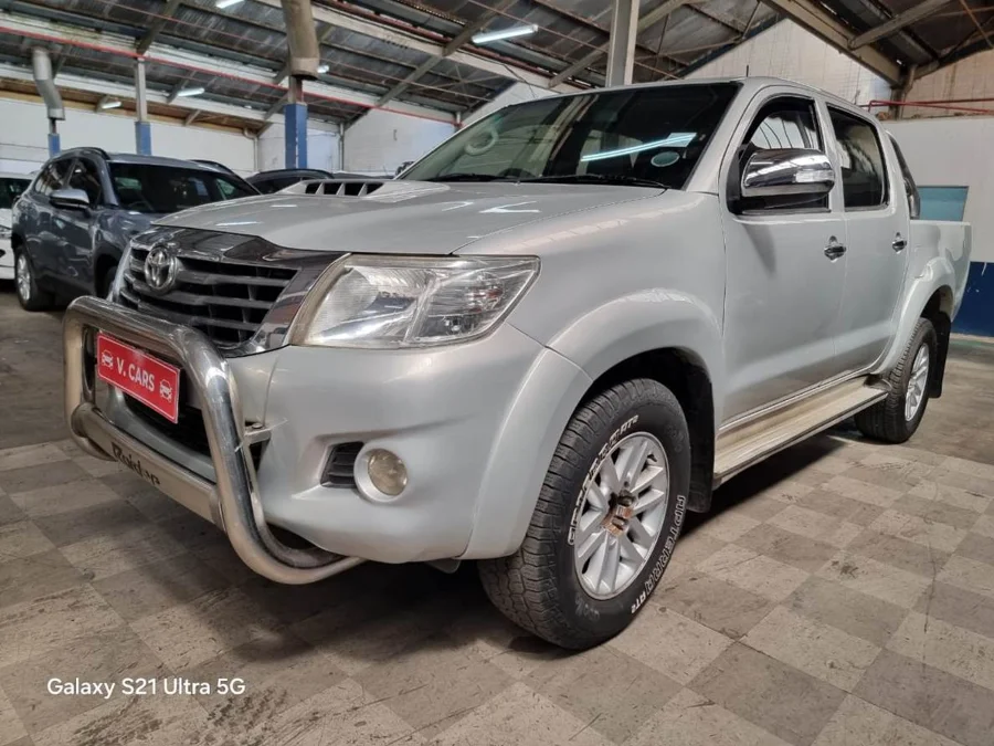 Used 2012 Toyota Hilux 3.0D-4D double cab Raider Heritage Edition - V Cars