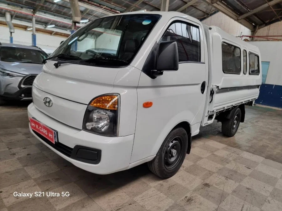 Used 2015 Hyundai H-100 Bakkie 2.6D deck - V Cars