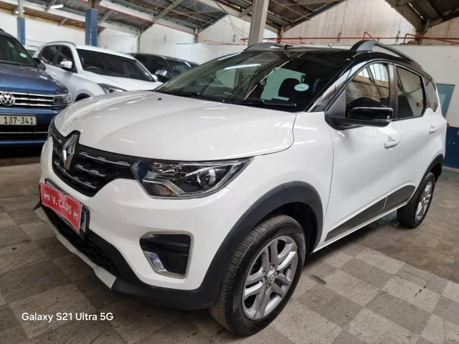 Used 2024 Renault Triber 1.0 Life - V Cars