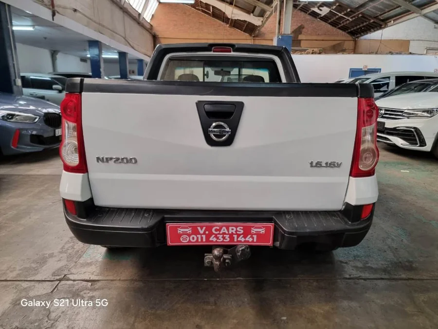 Used 2013 Nissan NP200 1.6 16v high - V Cars