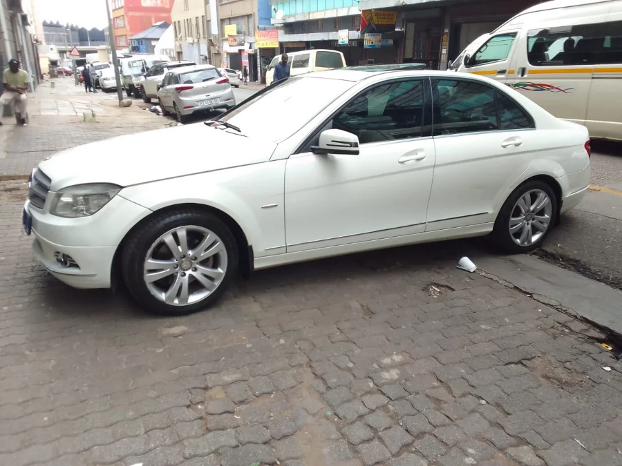Used 2011 Mercedes-Benz C-Class C200 auto - Andy Auto Used 2011 Mercedes-Benz C-Class C200 auto - Andy Auto
