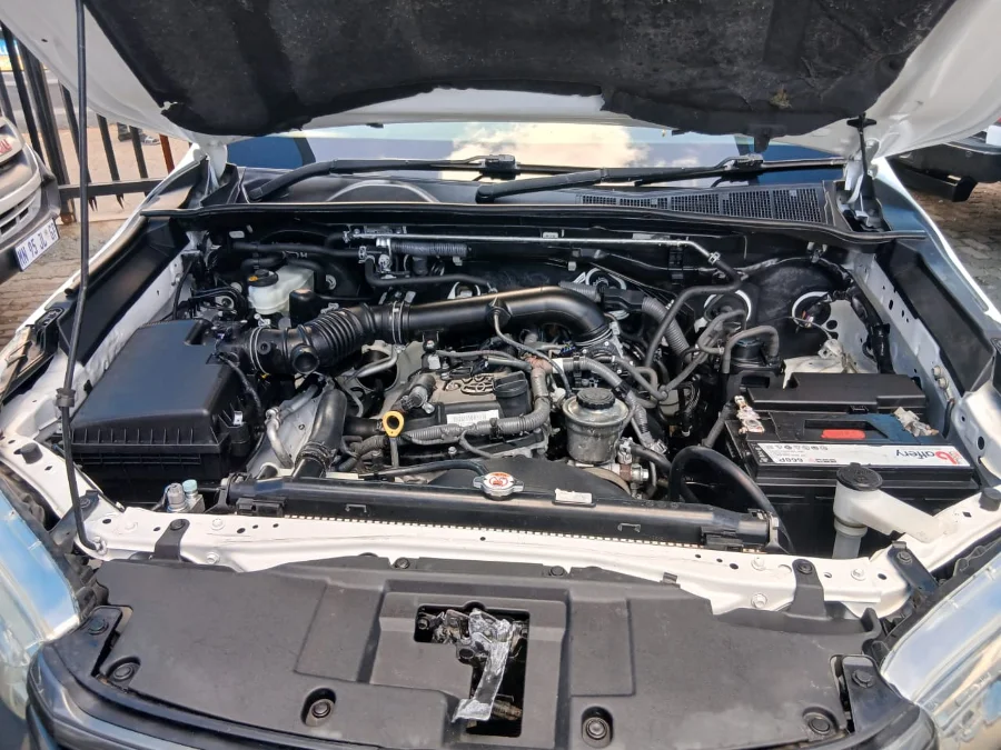 Used 2018 Toyota Hilux 2.0 - Tafeek Cars