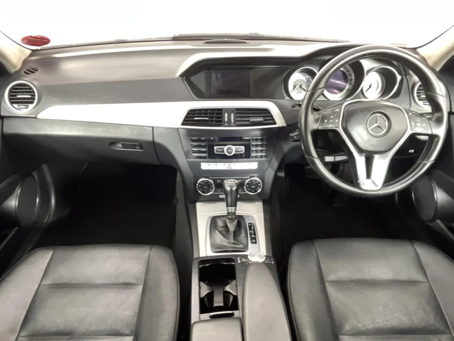 Used 2012 Mercedes-Benz C-Class C200 estate Avantgarde auto - WeBuyCars Polokwane