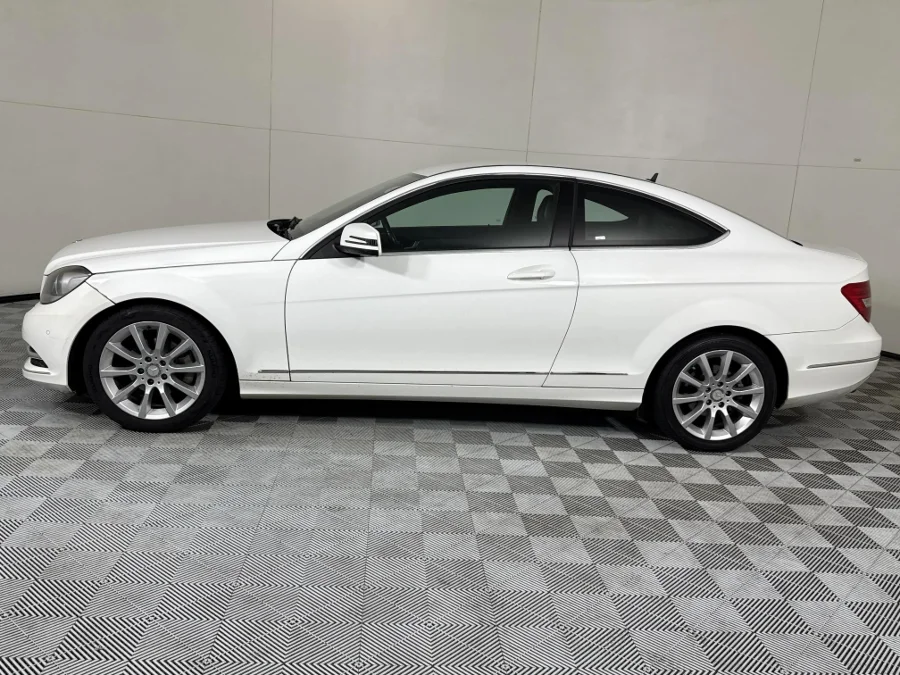 Used 2012 Mercedes-Benz C-Class C180 coupe auto - WeBuyCars Midstream Used 2012 Mercedes-Benz C-Class C180 coupe auto - WeBuyCars Midstream