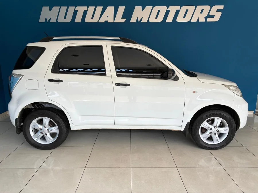 Used 2014 Daihatsu Terios 1.5 Diva Deluxe - Mutual Motors Used 2014 Daihatsu Terios 1.5 Diva Deluxe - Mutual Motors