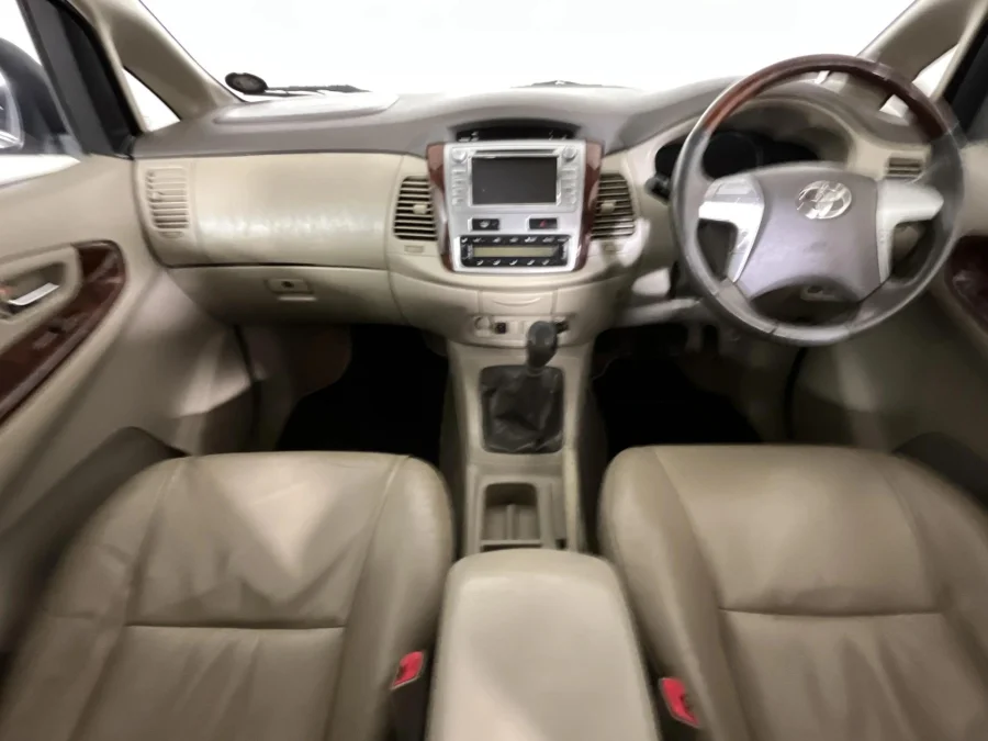 Used 2013 Toyota Innova 2.7 7-seater - WeBuyCars JHB South