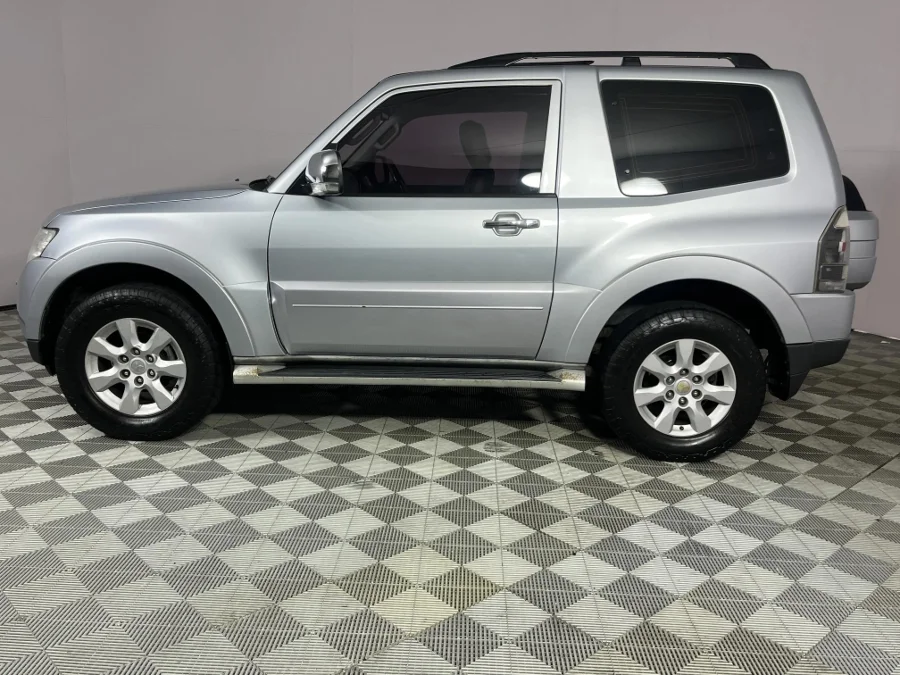 Used 2009 Mitsubishi Pajero 3-door 3.8 GLS - WeBuyCars Brackenfell Cape Town