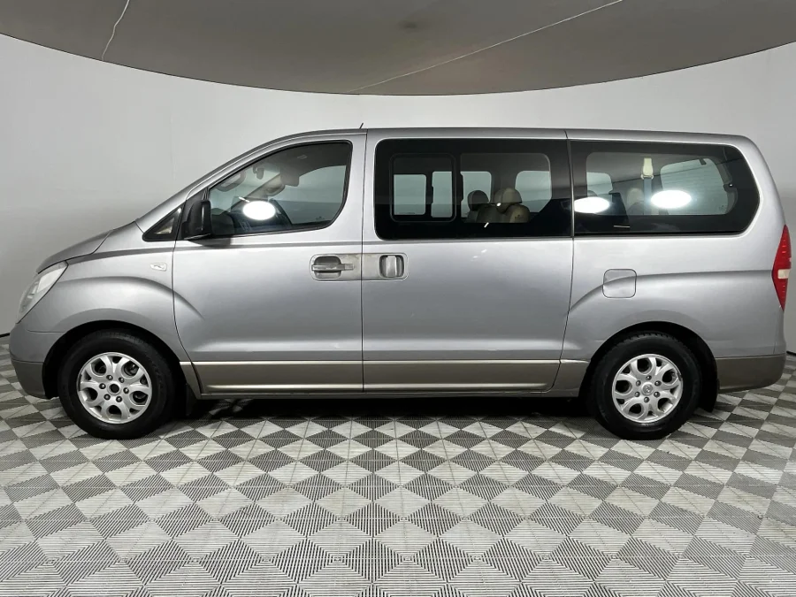 Used 2012 Hyundai H-1 2.5VGTi bus GLS - WeBuyCars Richmond Used 2012 Hyundai H-1 2.5VGTi bus GLS - WeBuyCars Richmond