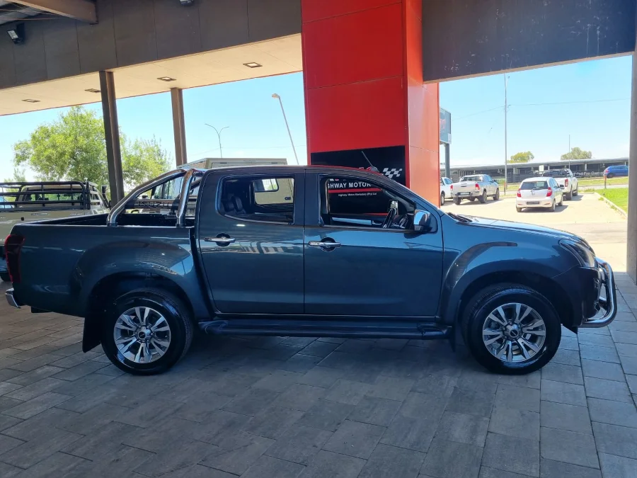 Used 2018 Isuzu KB 300D-Teq double cab LX auto - Highway Motors