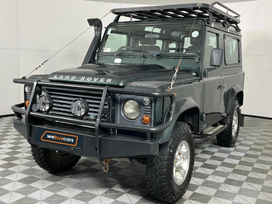 Used 2011 Land Rover Defender 90 TD station wagon S - WeBuyCars Silverlakes