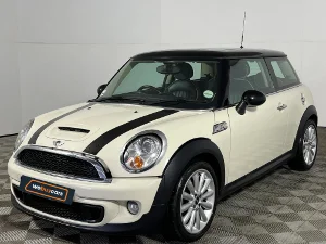 Used 2011 MINI Hatch Cooper S Used 2011 MINI Hatch Cooper S