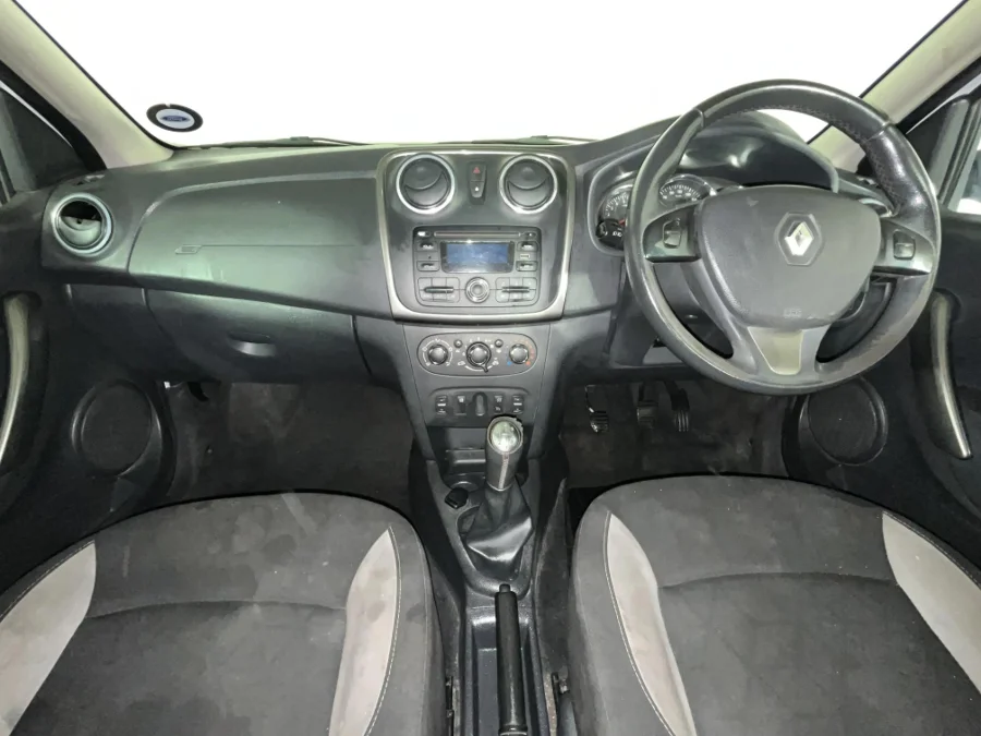 Used 2015 Renault Sandero Stepway 66kW turbo - WeBuyCars Germiston