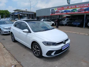 Used 2022 Volkswagen Polo hatch 1.0TSI Life manual Used 2022 Volkswagen Polo hatch 1.0TSI Life manual