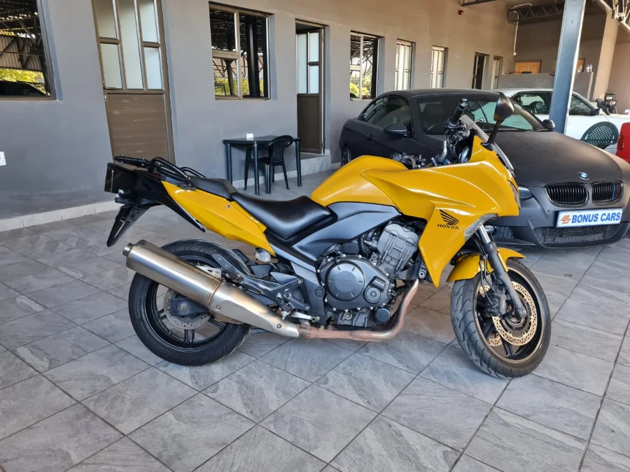 CBF1000 ABS - Bonus Cars