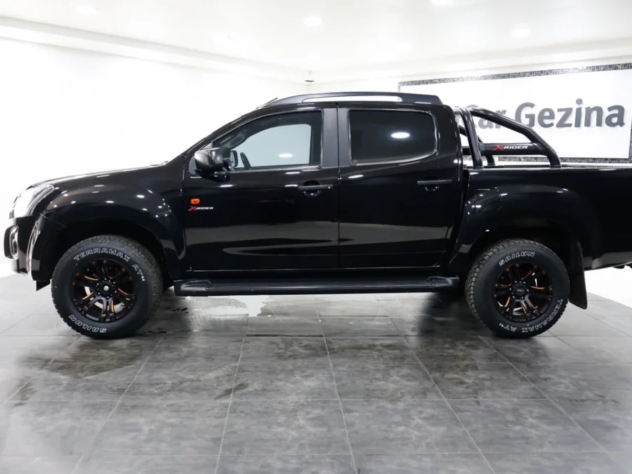 Used 2021 Isuzu D-Max 250 double cab X-Rider auto - ICar Gezina