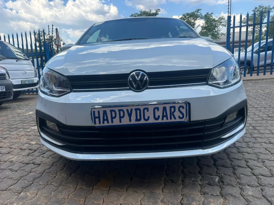 Used 2025 Volkswagen Polo Vivo hatch 1.4 Life - Happy DC Motors