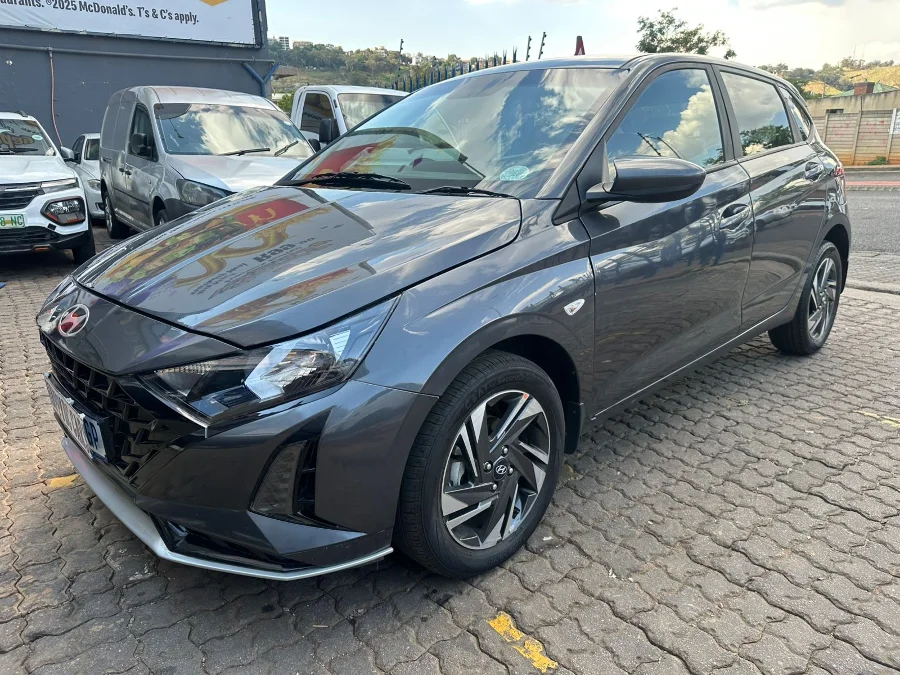 Used 2024 Hyundai i20 1.4 Fluid auto - Happy DC Motors