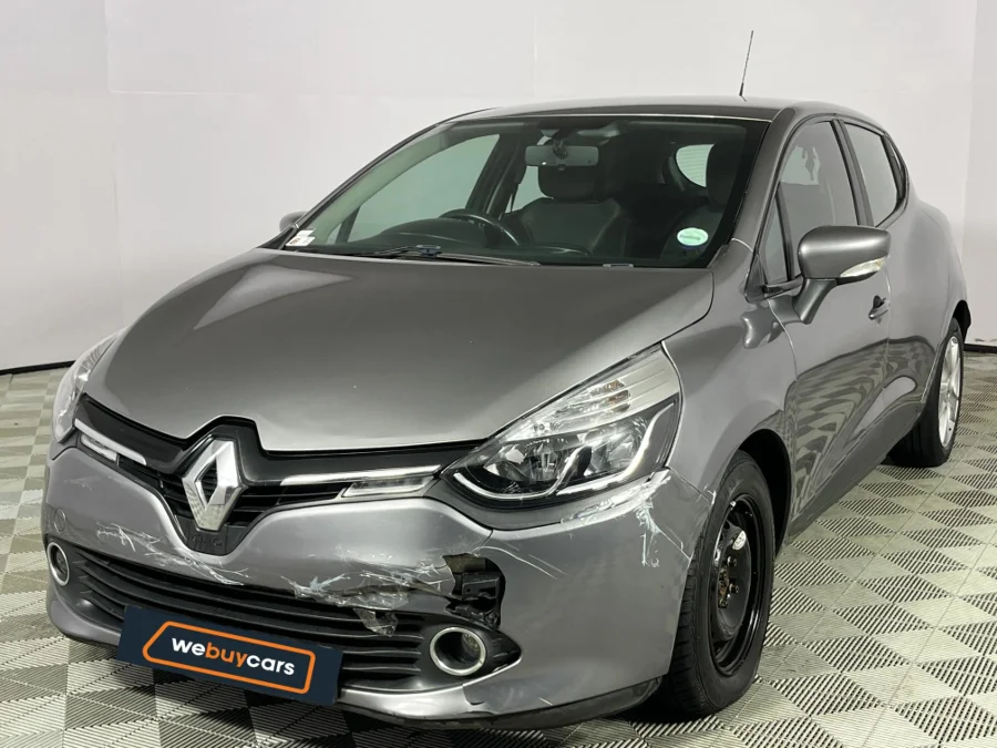 Used 2015 Renault Clio 66kW turbo Dynamique - WeBuyCars Durban Used 2015 Renault Clio 66kW turbo Dynamique - WeBuyCars Durban