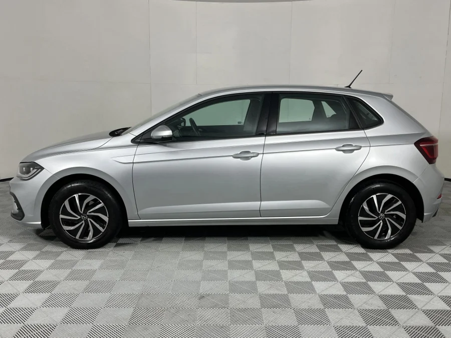 Used 2024 Volkswagen Polo hatch 1.0TSI Life auto - WeBuyCars Gqeberha