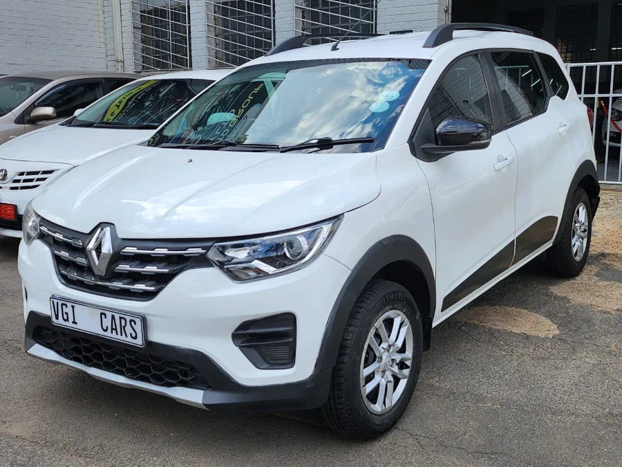 Used 2022 Renault Triber 1.0 Life - Venture Giant Investment