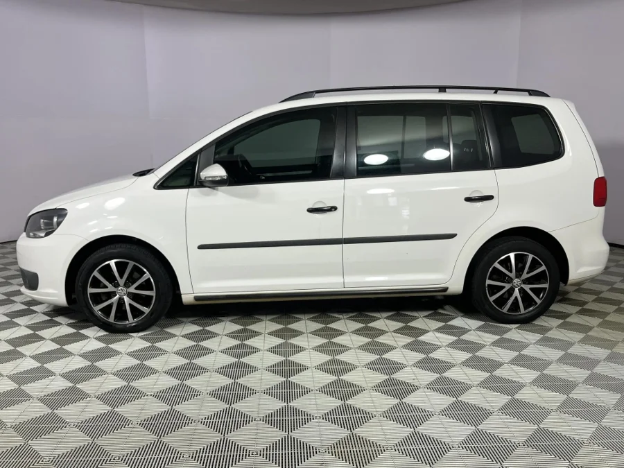 Used 2013 Volkswagen Touran 2.0TDI Trendline auto - WeBuyCars Durban