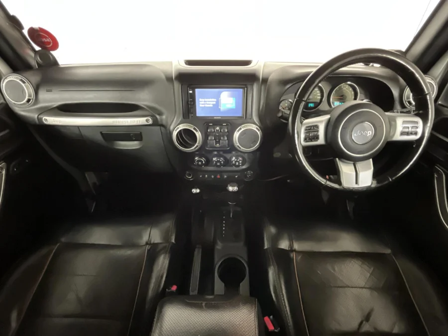 Used 2011 Jeep Wrangler Unlimited 3.8L Sahara - WeBuyCars JHB South