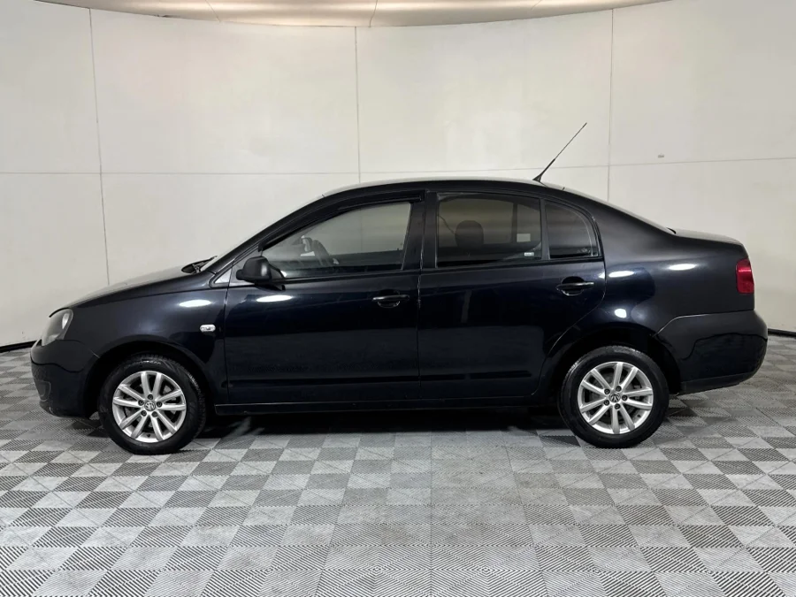 Used 2014 Volkswagen Polo Vivo sedan 1.6 Trendline - WeBuyCars Midstream