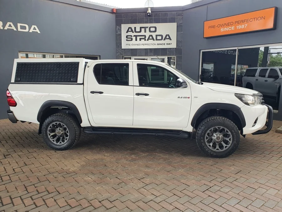 Used 2016 Toyota Hilux 2.4GD-6 double cab 4x4 SRX - Auto Strada Gezina