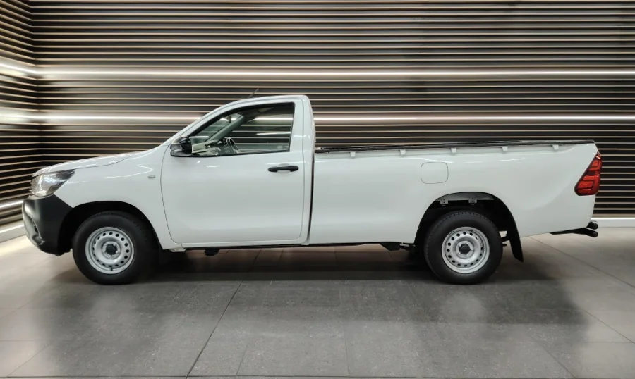 Used 2023 Toyota Hilux 2.4GD single cab S (aircon) - BOTHA AND DEYSEL EXECUTIVE MOTORS Used 2023 Toyota Hilux 2.4GD single cab S (aircon) - BOTHA AND DEYSEL EXECUTIVE MOTORS
