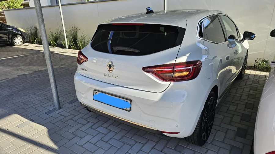 Used 2024 Renault Clio 1.0 Turbo Intens - Private Seller Used 2024 Renault Clio 1.0 Turbo Intens - Private Seller