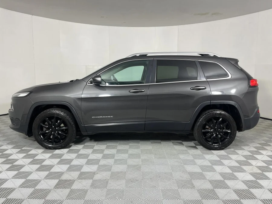 Used 2014 Jeep Cherokee 3.2L 4x4 Limited 75th Anniversary Edition - WeBuyCars Gqeberha