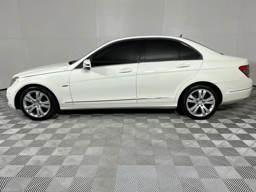 Used 2009 Mercedes-Benz C-Class C180 Kompressor Avantgarde Touchshift - WeBuyCars Riverhorse Used 2009 Mercedes-Benz C-Class C180 Kompressor Avantgarde Touchshift - WeBuyCars Riverhorse