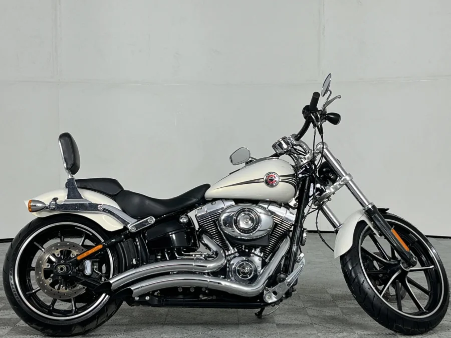 Used 2014 Harley Davidson Softail Breakout - WeBuyCars The Dome