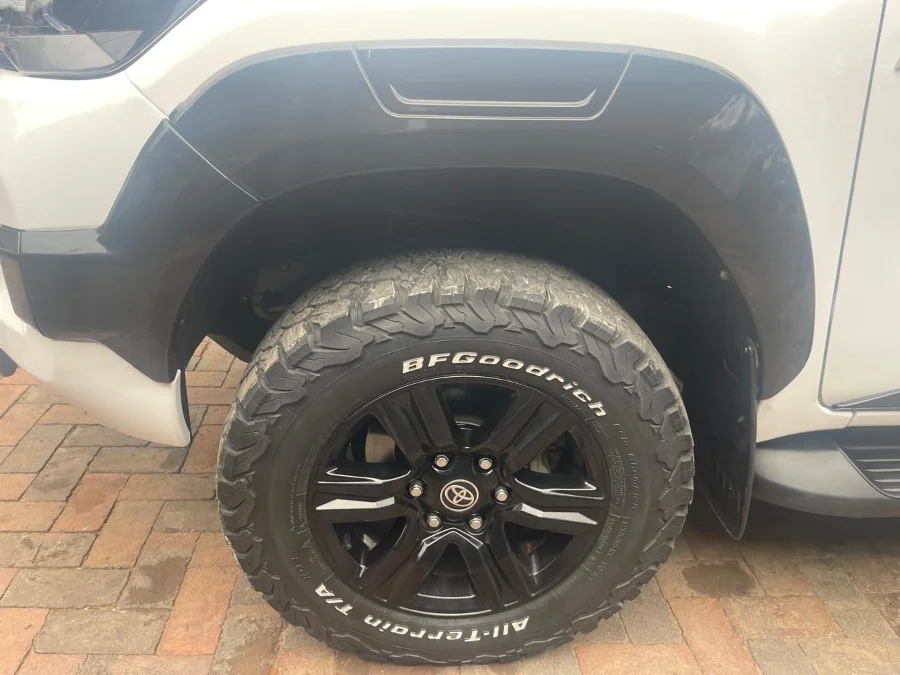 Used 2022 Toyota Hilux 2.4GD-6 double cab 4x4 Raider manual - MPC Auto Used 2022 Toyota Hilux 2.4GD-6 double cab 4x4 Raider manual - MPC Auto