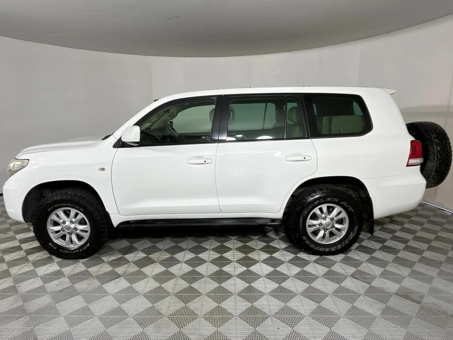 Used 2008 Toyota Land Cruiser 200 4.5D-4D VX - WeBuyCars George