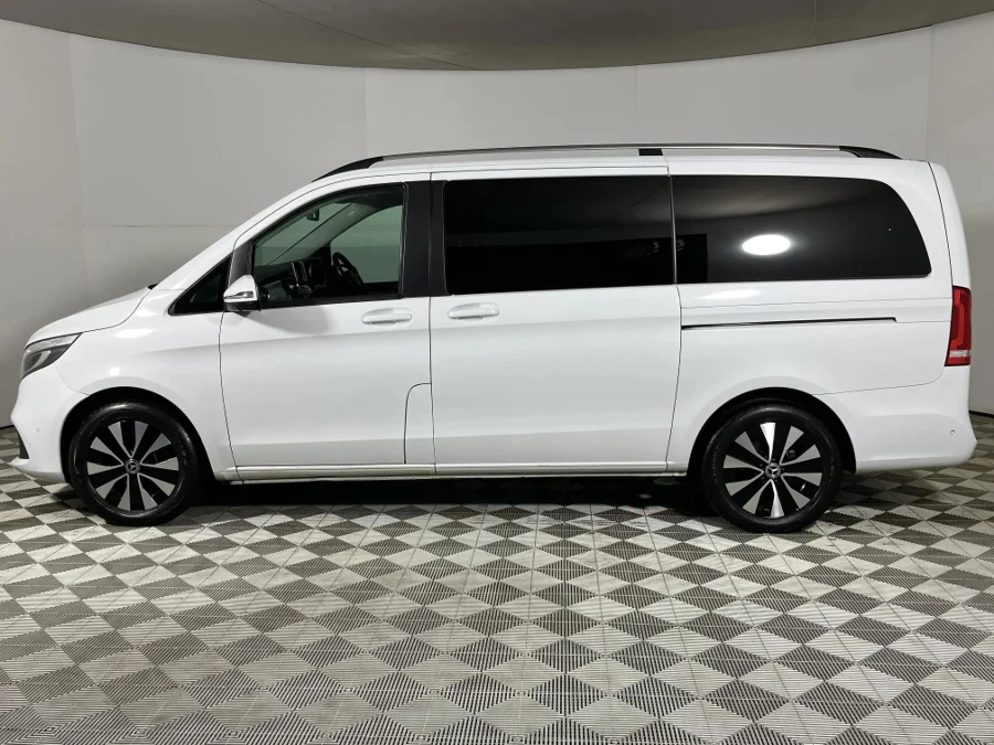 Used 2020 Mercedes-Benz V-Class V250d Avantgarde AMG Line - WeBuyCars The Dome