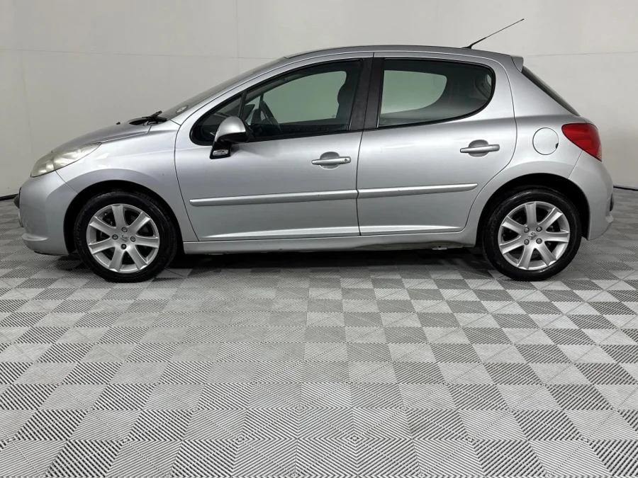 Used 2007 Peugeot 207 1.6 5-door XS - WeBuyCars Vereeniging