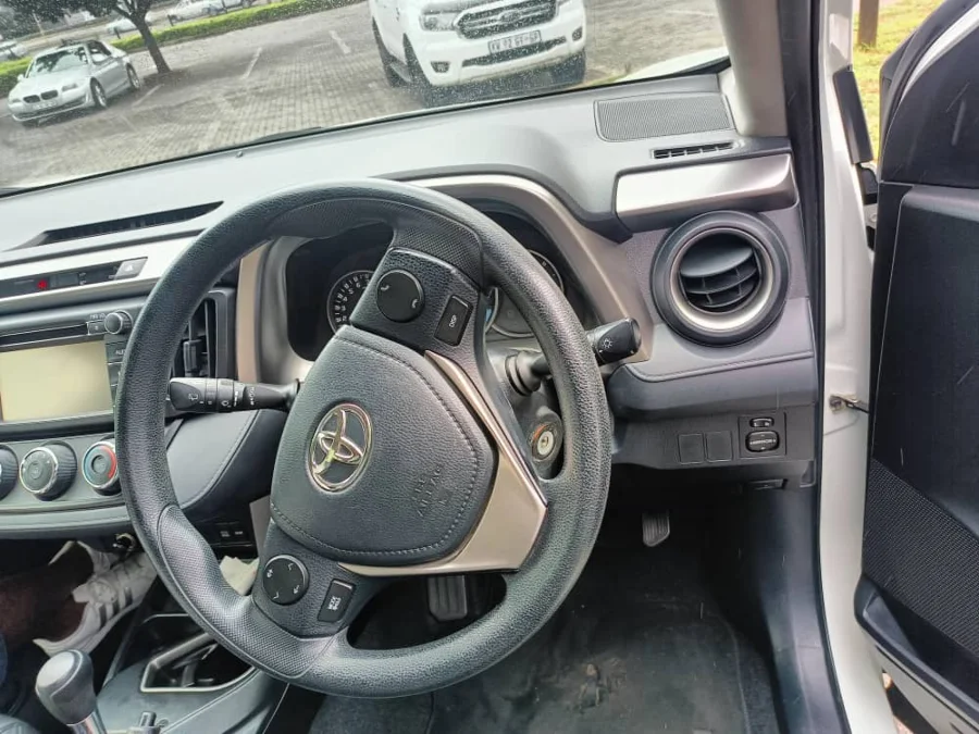 Used 2014 Toyota RAV4 2.0 GX auto - Khensani Imports And Exports