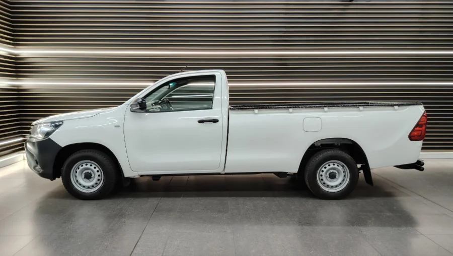 Used 2022 Toyota Hilux 2.4GD single cab S (aircon) - BOTHA AND DEYSEL EXECUTIVE MOTORS Used 2022 Toyota Hilux 2.4GD single cab S (aircon) - BOTHA AND DEYSEL EXECUTIVE MOTORS