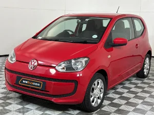 Used 2015 Volkswagen up! club up! 3-door 1.0 Used 2015 Volkswagen up! club up! 3-door 1.0