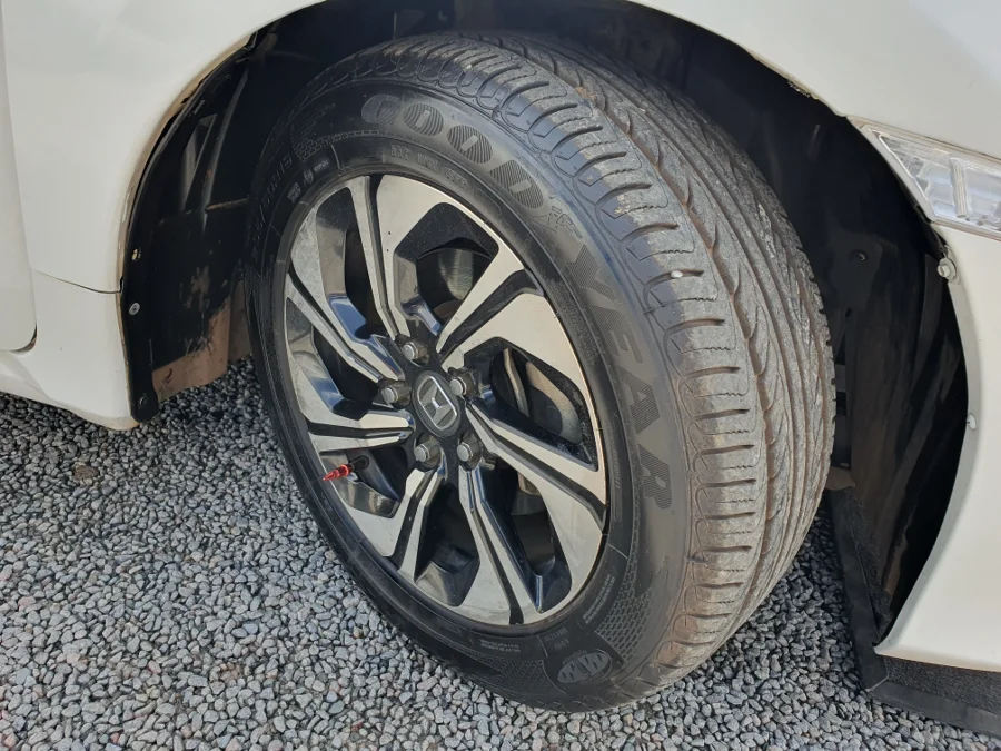 Used 2016 Honda Civic sedan 1.8 Comfort auto - Nolly Motors