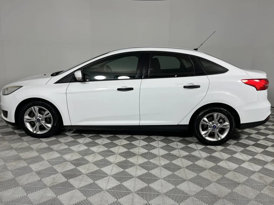 Used 2017 Ford Focus sedan 1.0T Trend - WeBuyCars The Dome Used 2017 Ford Focus sedan 1.0T Trend - WeBuyCars The Dome