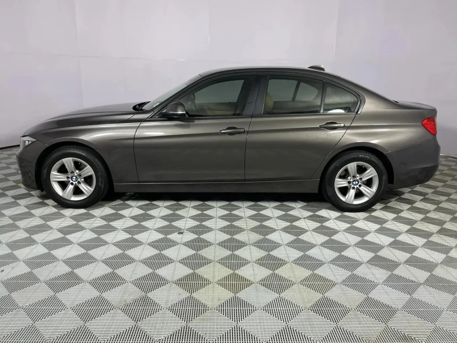 Used 2014 BMW 3 Series 316i auto - WeBuyCars Vereeniging Used 2014 BMW 3 Series 316i auto - WeBuyCars Vereeniging