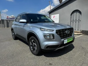 Used 2022 Hyundai Venue 1.0T Fluid manual