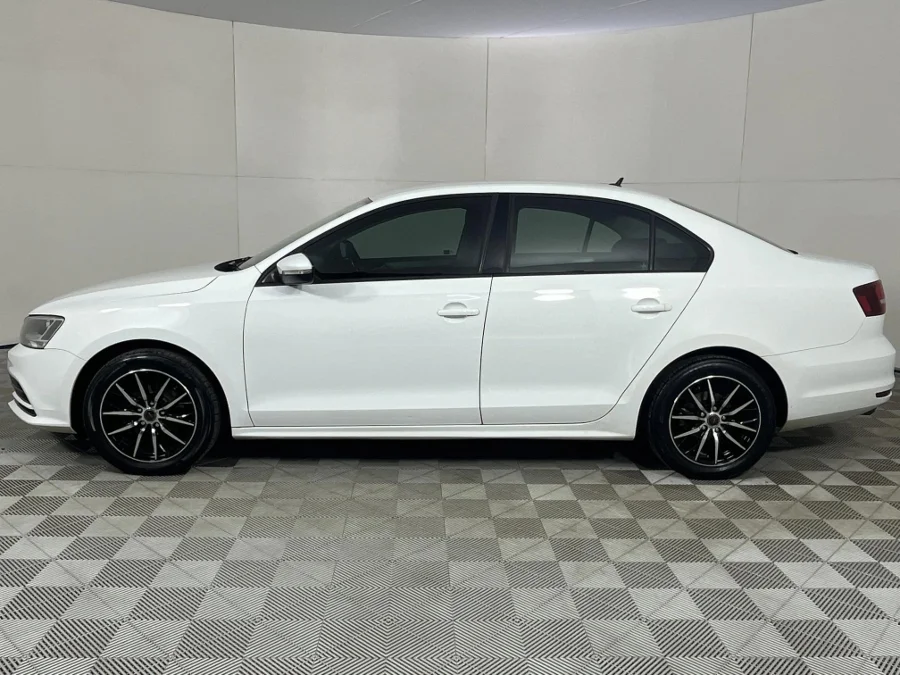 Used 2016 Volkswagen Jetta 1.6 Conceptline - WeBuyCars Polokwane
